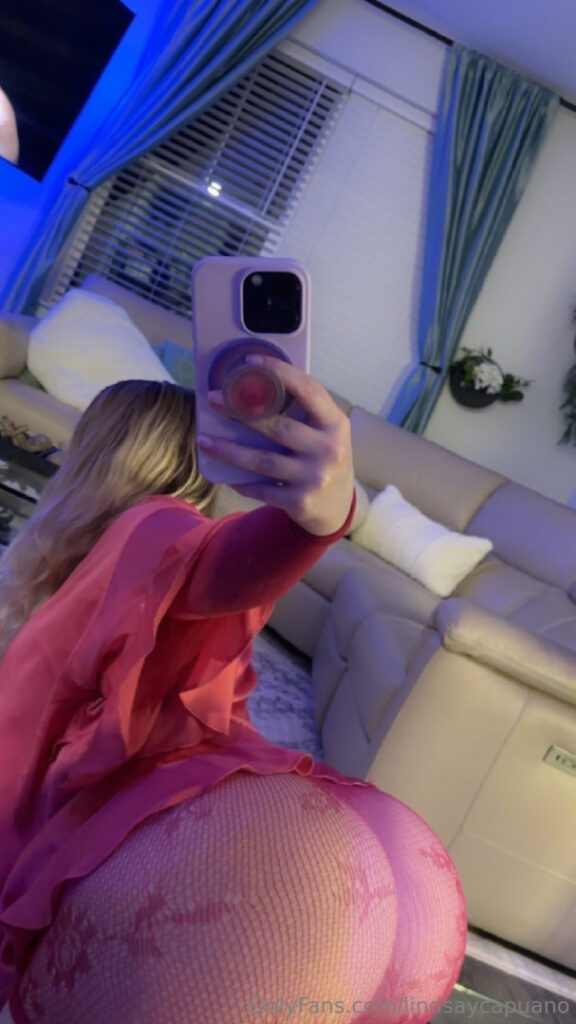 OnlyFans – Instagram – T H I C C – Lindsay Capuano – Nude