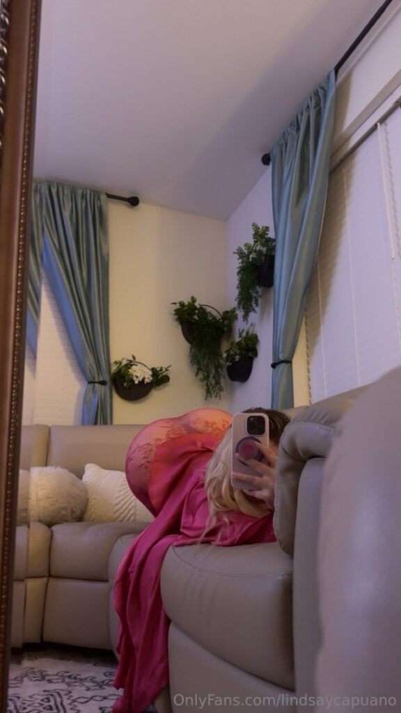 OnlyFans – Instagram – T H I C C – Lindsay Capuano – Nude