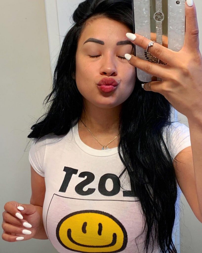 OnlyFans – TikTok – Instagram – Lizzy – Nude