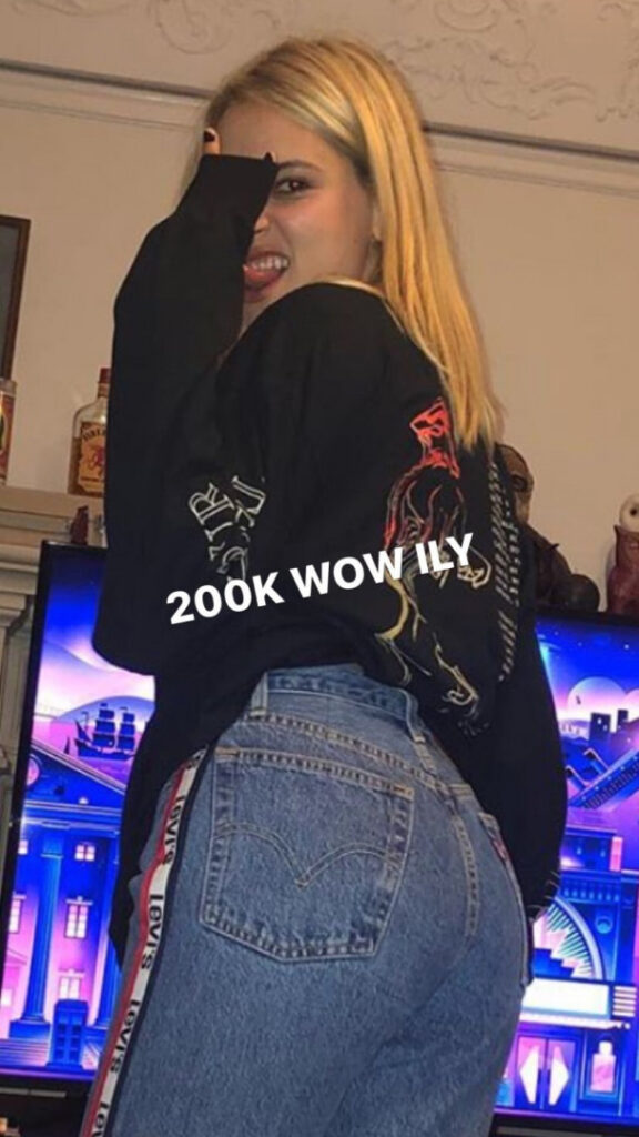 Celeb – Lolo Zouai – Nude Leaks