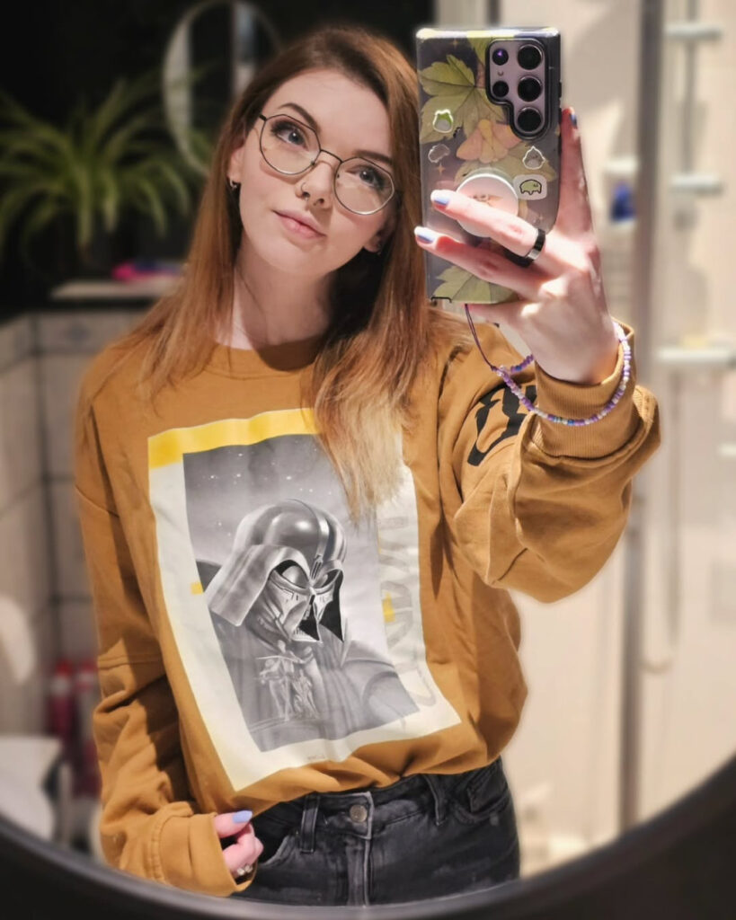 Twitch – OnlyFans – Louisejulie/ljaphra – Nude