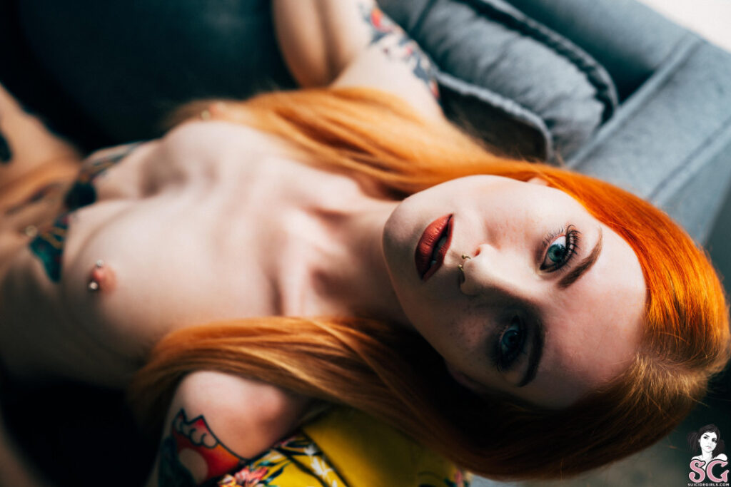 OnlyFans – Loveless – Nude