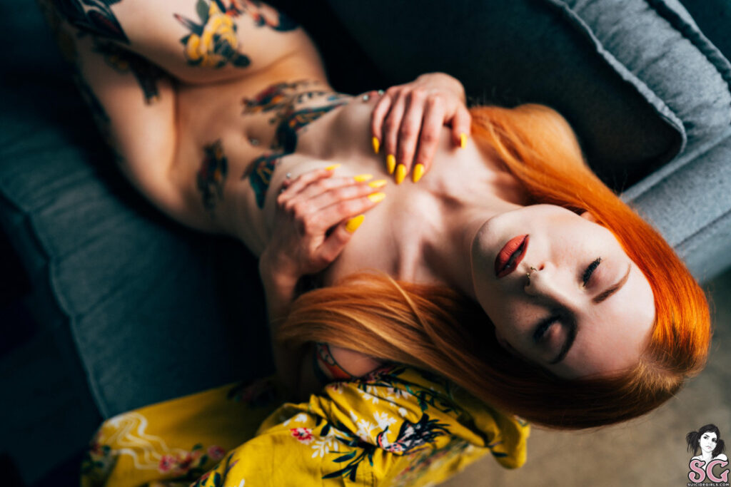 OnlyFans – Loveless – Nude