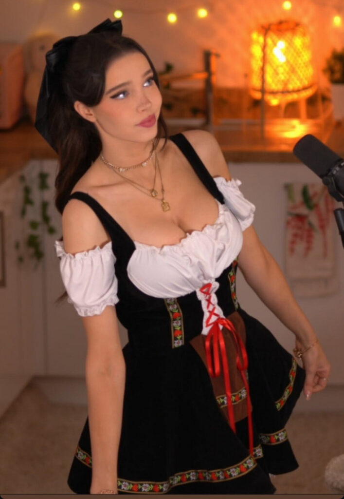 Twitch – lydiaviolet – Nude