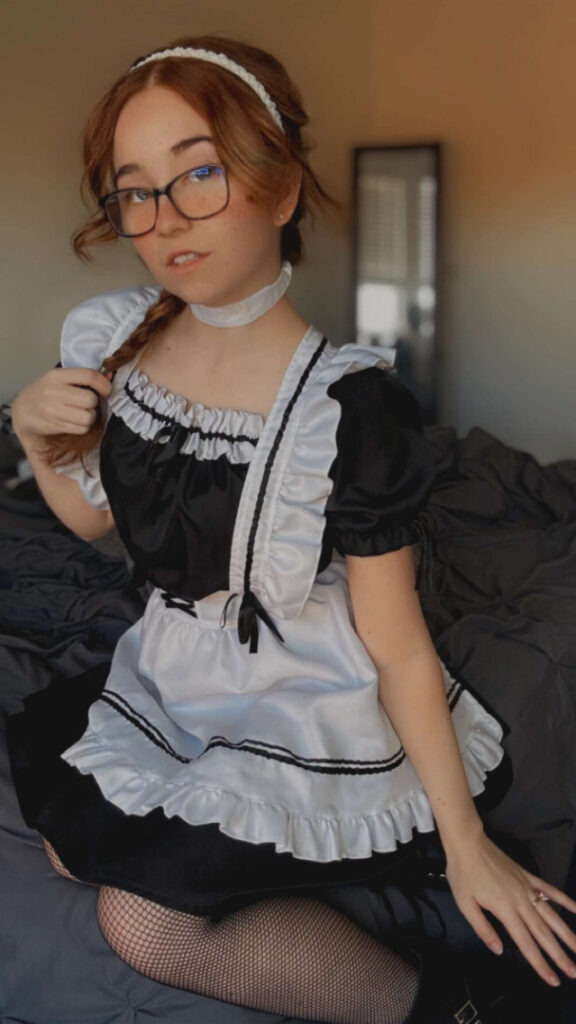 Twitch – TikTok – Teen – Lyssaurora – Nude