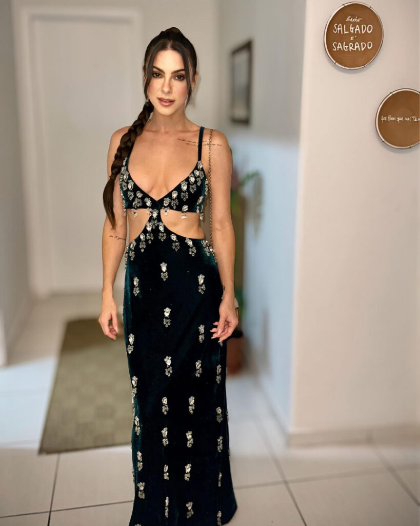 Brazil – Youtube – Maddu Magalhães – Nude Leaks