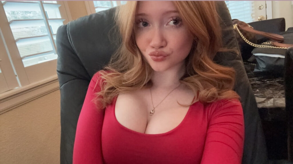 ASMR – TikTok – Instagram – Makenna Kelly / Lifewithmak – Nude