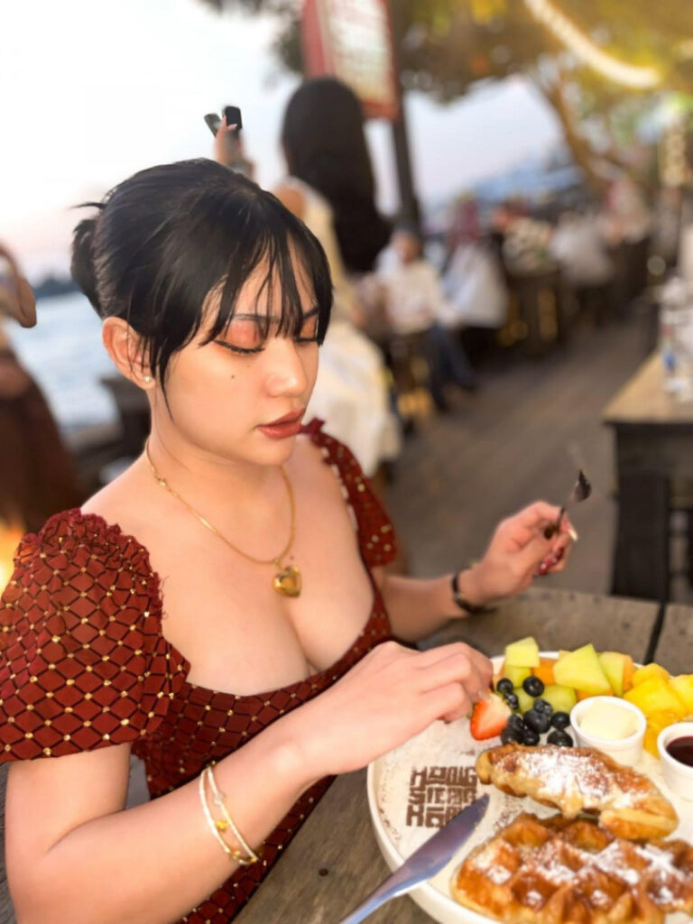 TikTok – Instagram – Filipina – Mami Yakult  shawtyakult  urmamiyakult  qtyakult – Nude Leaks