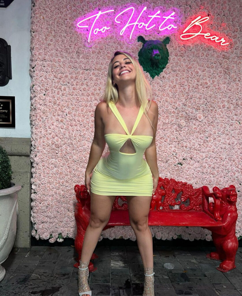 Instagram – Mariam Olivera – Nude