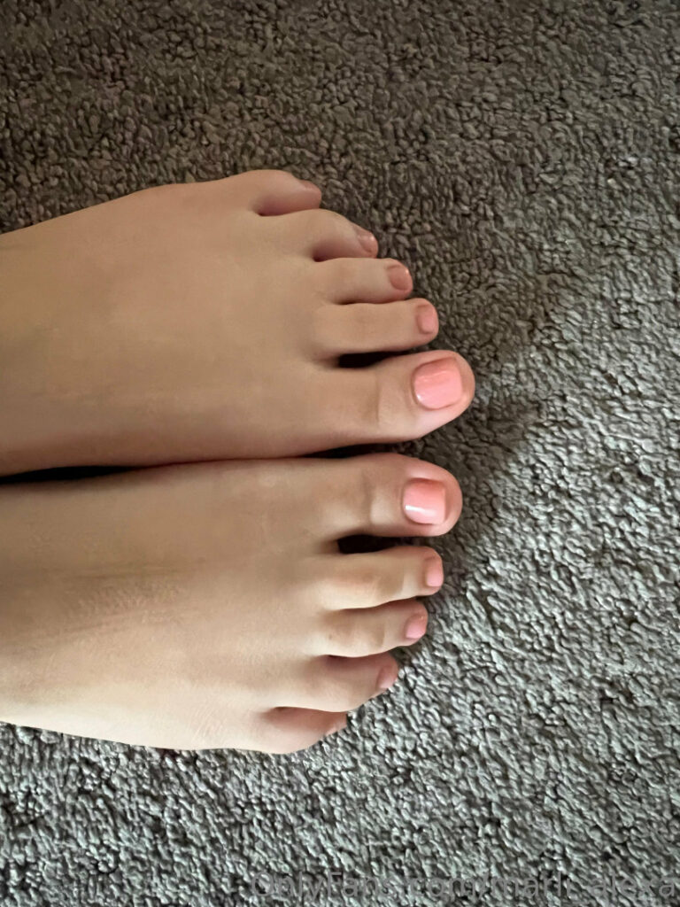 Instagram – Marli Alexa – Nude