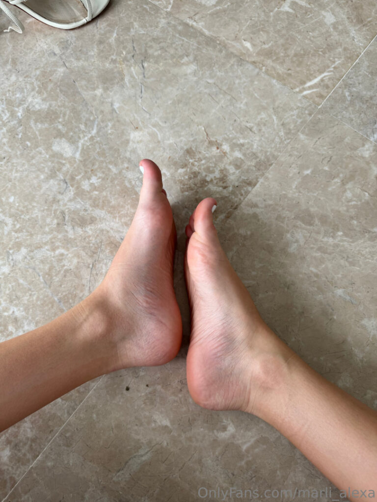 Instagram – Marli Alexa – Nude