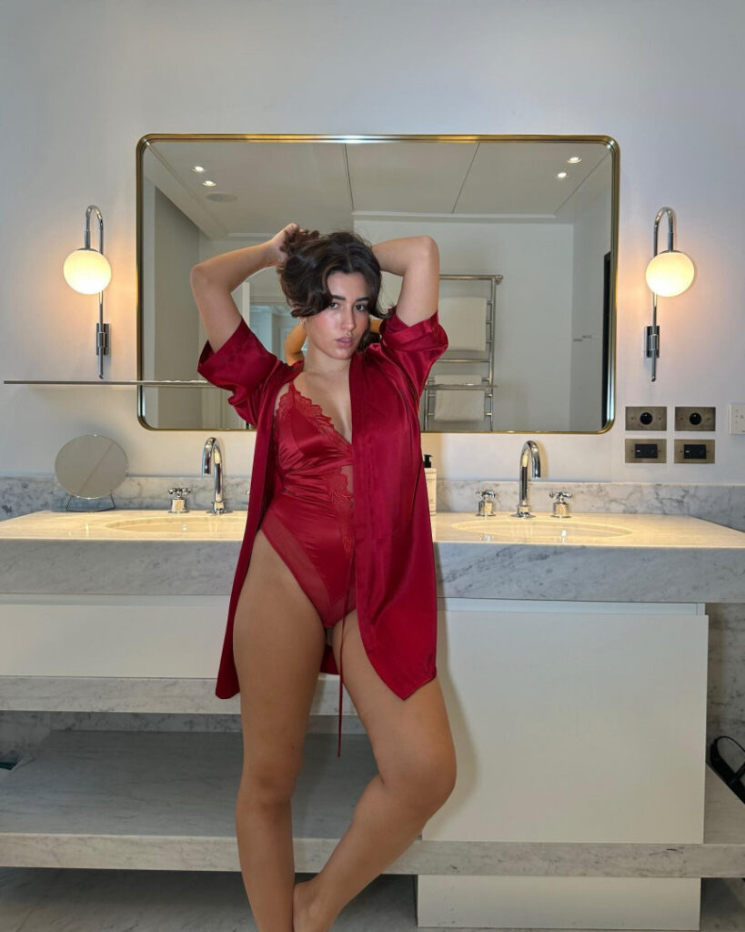 Youtube – TikTok – Mayadorable – Nude Leaks