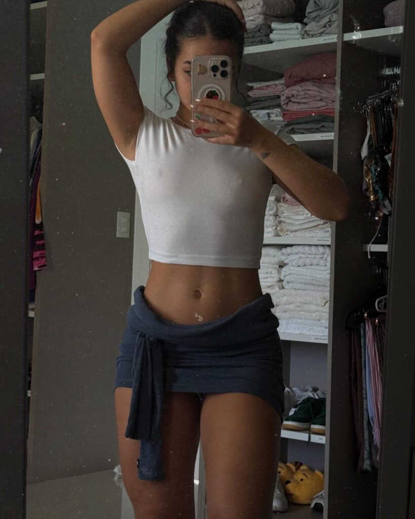 Brazil – Celeb – Mel Maia – Nude Leaks