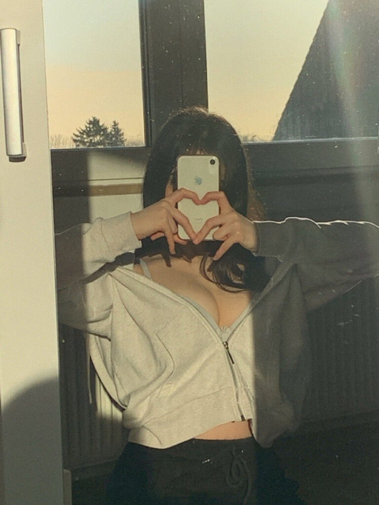 Instagram – ⠀X⠀ – Mersweb / 5itto – Nude Leaks