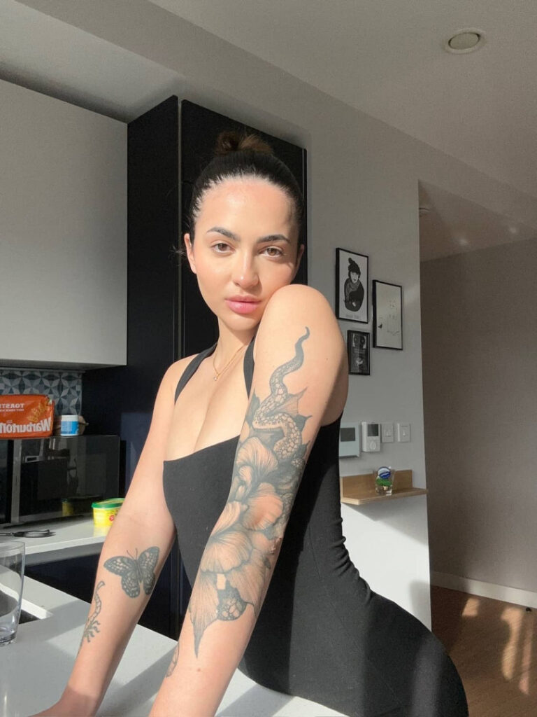 Instagram – Miaxmon – Nude