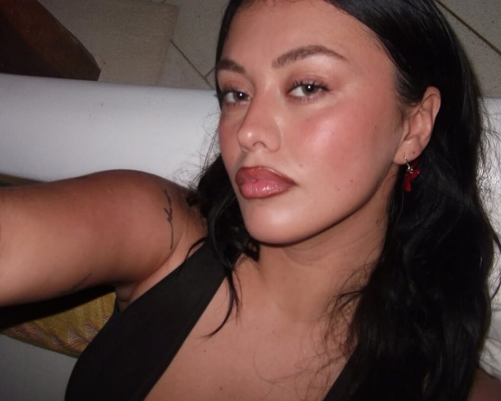 Instagram – Millie Hannah / milliehannahhh – Nude