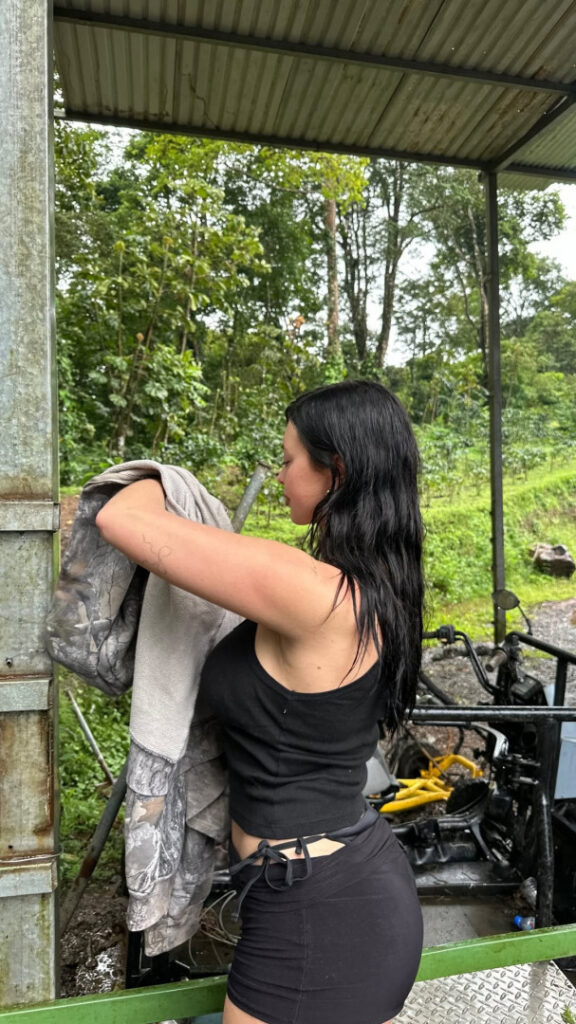 Instagram – Millie Hannah / milliehannahhh – Nude