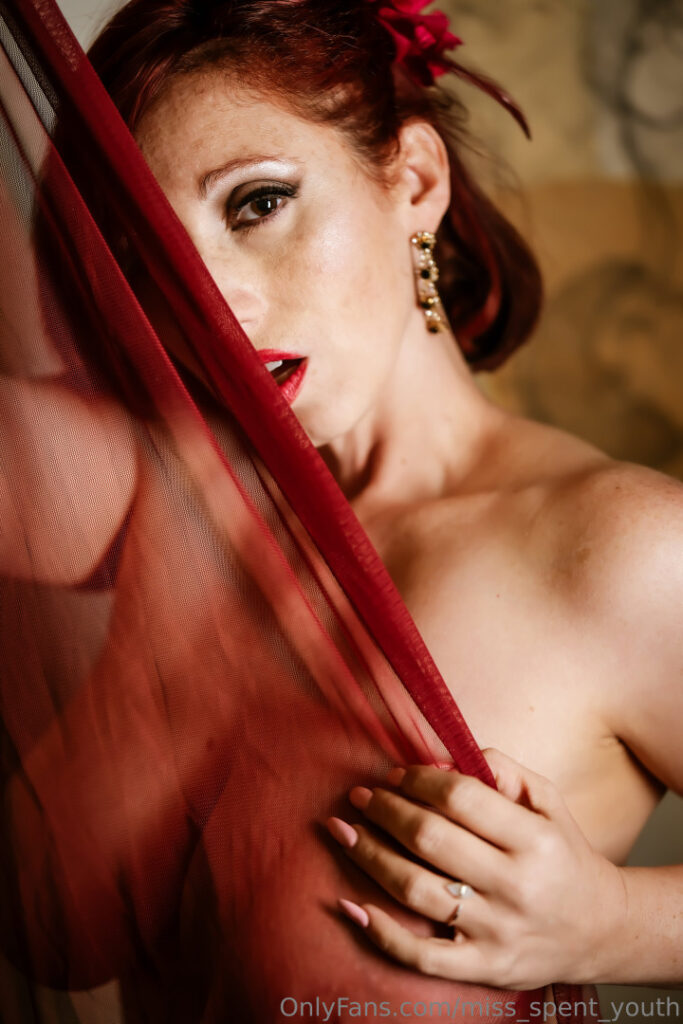 OnlyFans – T H I C C – Miss Spent Youth / Msspentyouth – Nude Leaks