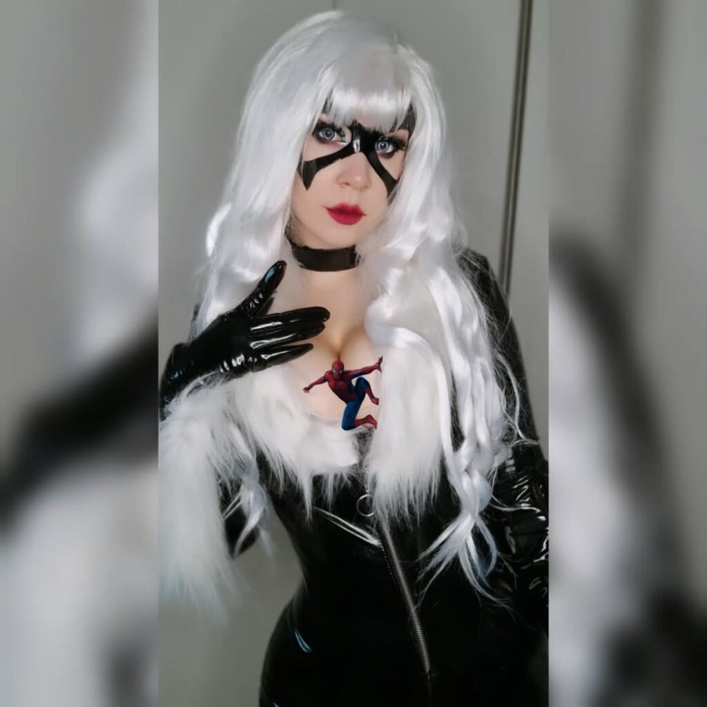 Instagram – Miukadoo – Nude