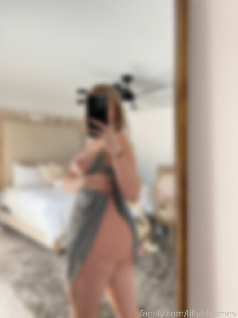 Twitch – OnlyFans – MSFIIIRE | Emily Taylor – Nude