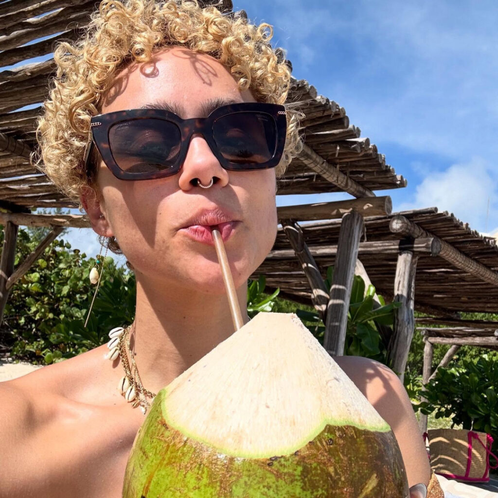 Celeb – Nathalie Emmanuel – Nude