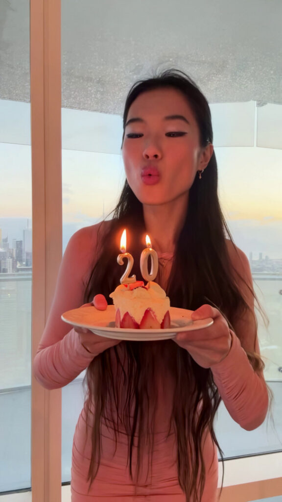 Twitch – Asian – Nemsko – Nude