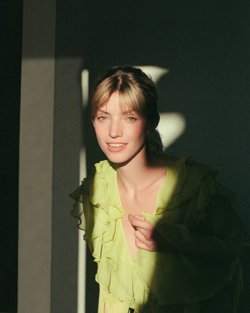 TikTok – Instagram – Niamh Adkins – Nude