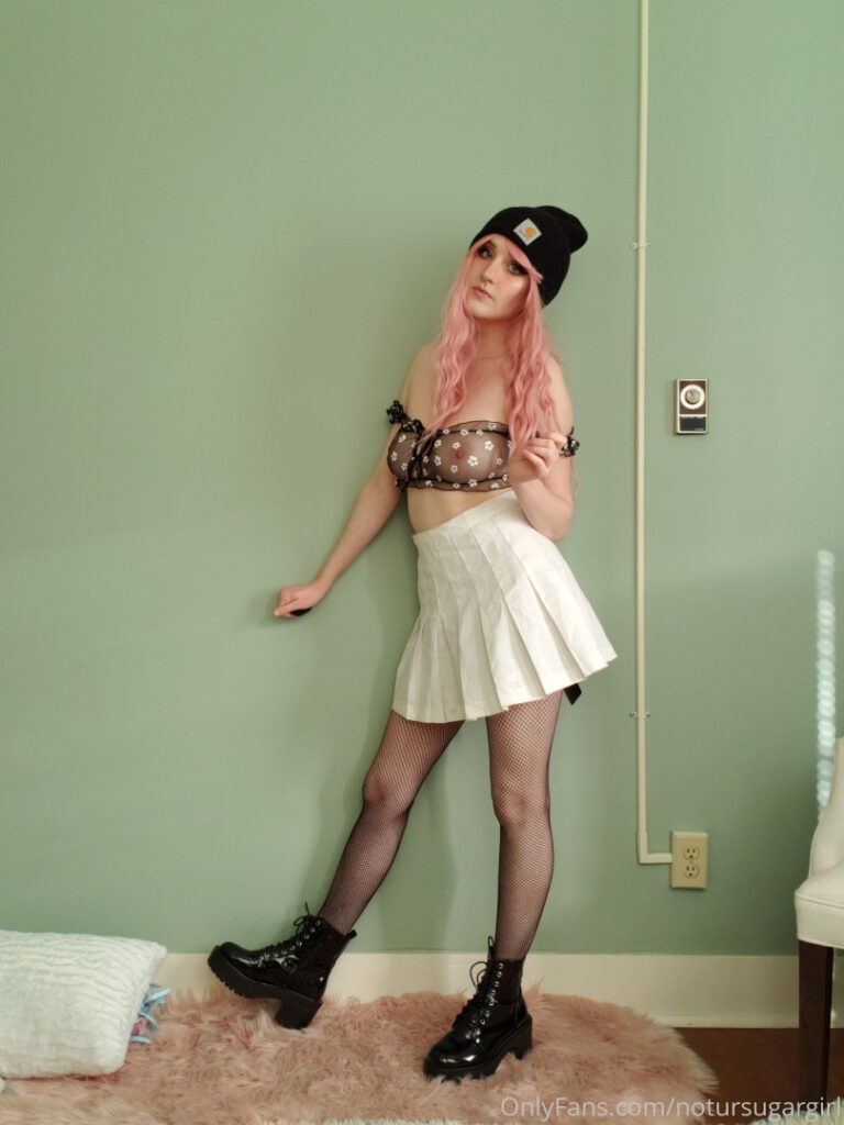 OnlyFans – T H I C C – notursugargirl / Meadow West / Deathmetalgf – Nude Leaks