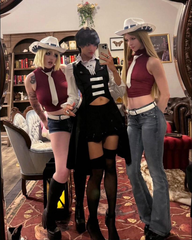 Instagram – numochiii ladokei crystal – Nude