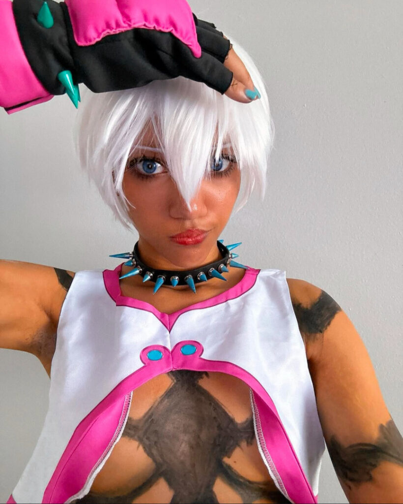 Instagram – numochiii ladokei crystal – Nude