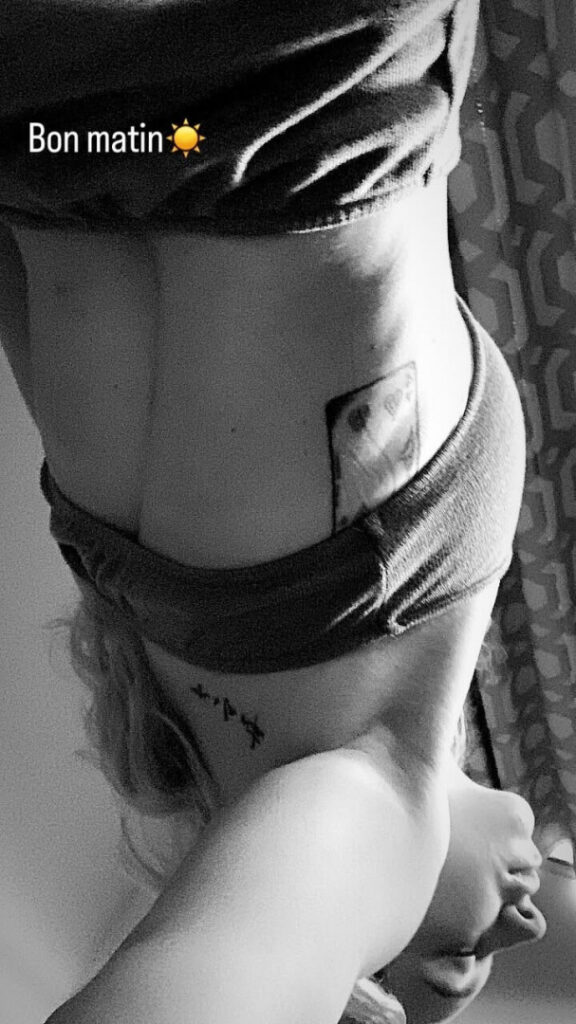 Nursevirg/Vida.Vinci – Nude Leaks