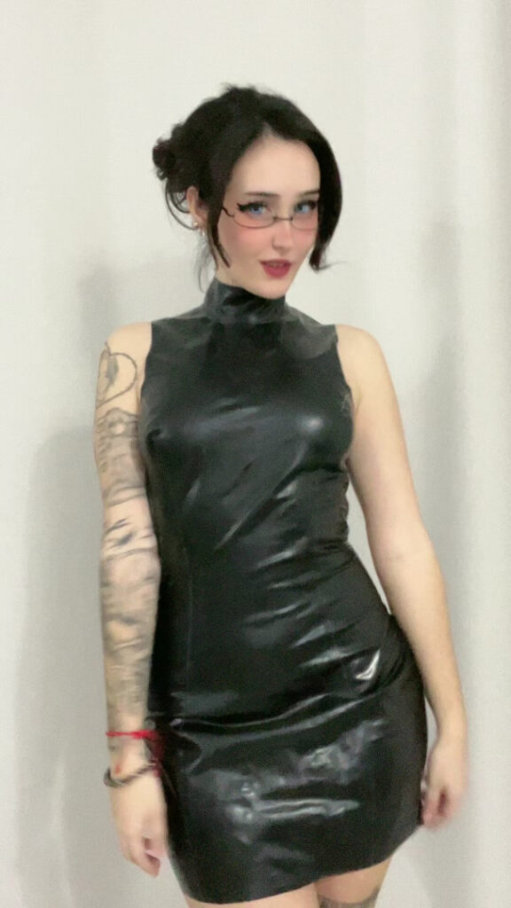 Instagram – Nyukix – Nude