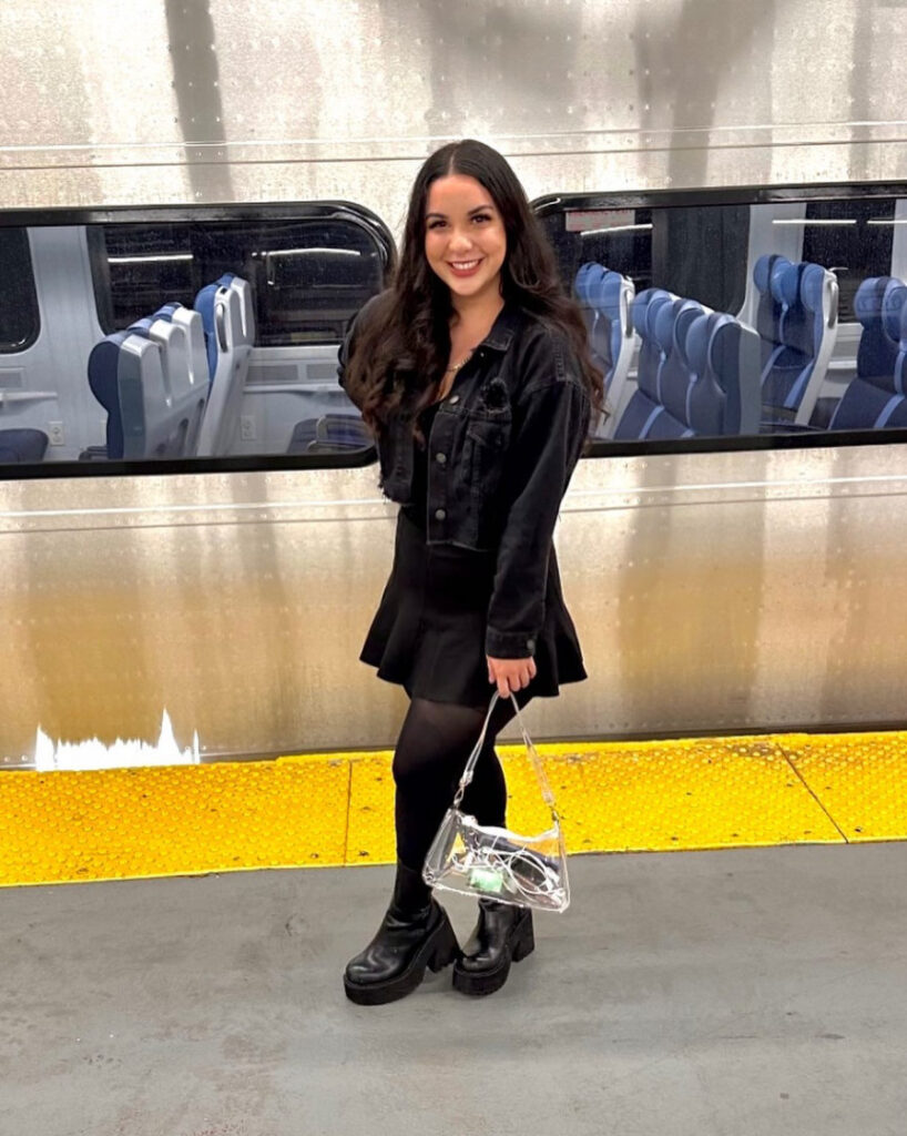 Twitch – Obviously_Queen – Ariana – Nude Leaks