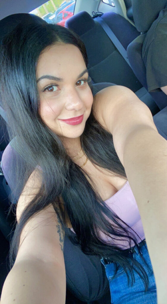 Twitch – Obviously_Queen – Ariana – Nude Leaks