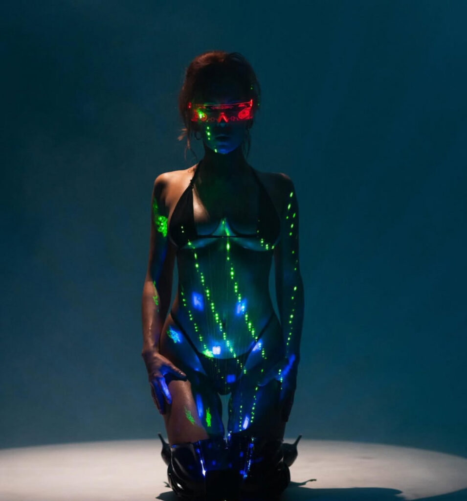 Instagram – Boosty – Cosplay – Oladushek11 aka Natasha Roik aka Mango Leea – Nude