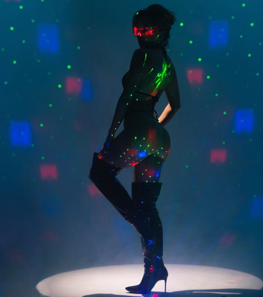 Instagram – Boosty – Cosplay – Oladushek11 aka Natasha Roik aka Mango Leea – Nude