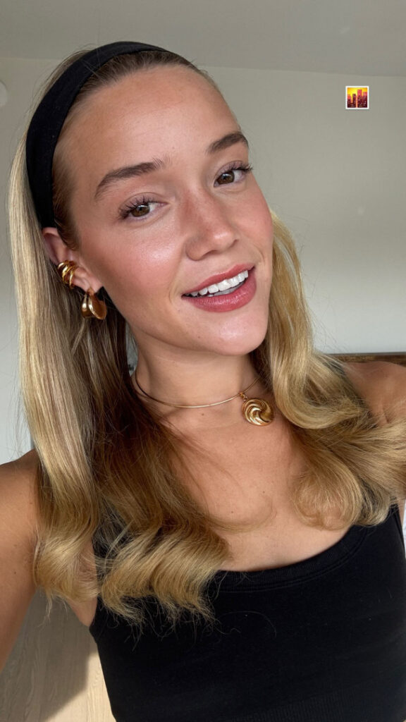 Instagram – Petite – Teen – Olivia Ponton – Nude