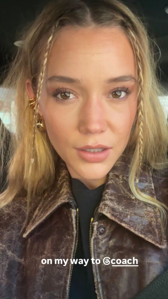 Instagram – Petite – Teen – Olivia Ponton – Nude