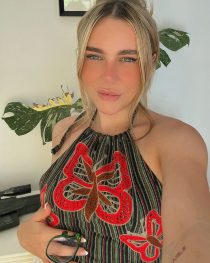 Twitch – PaladinAmber – Nude