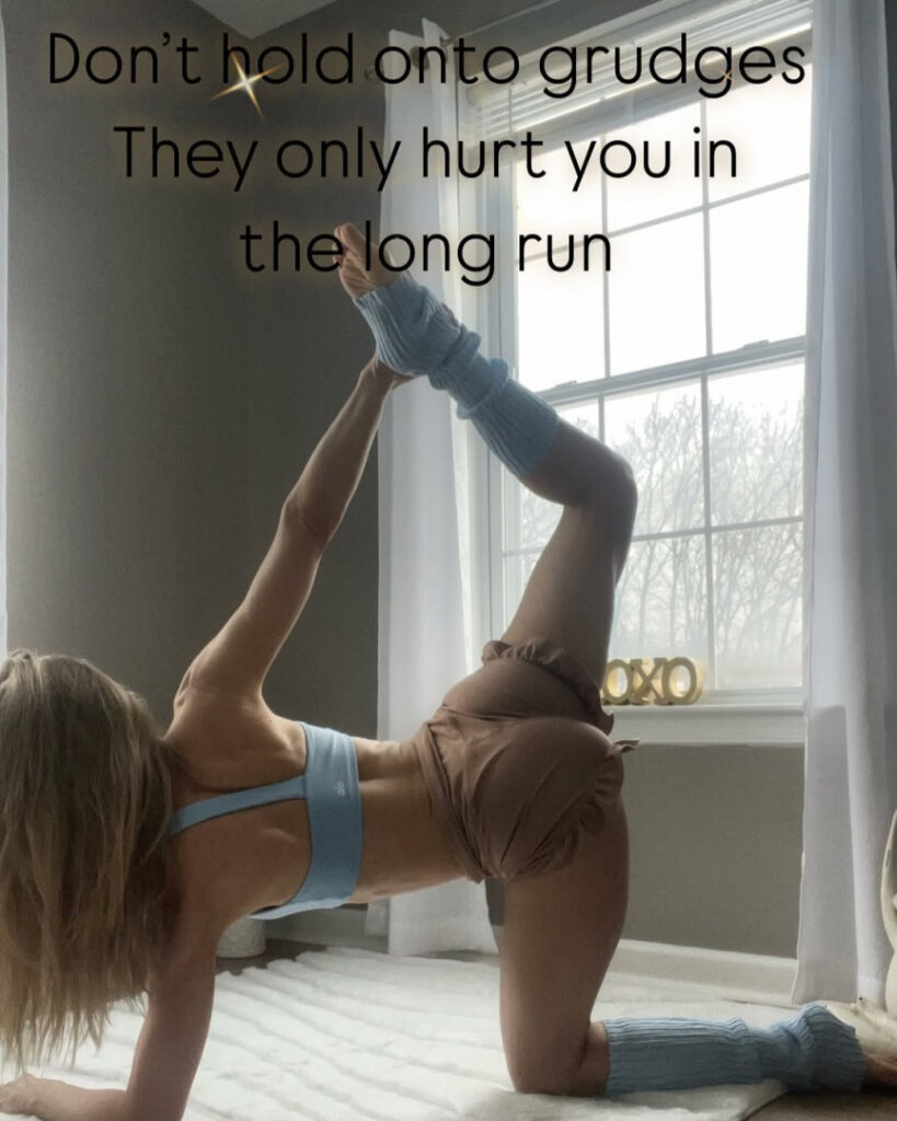 Instagram – MILF – Peacefulfit – Nude