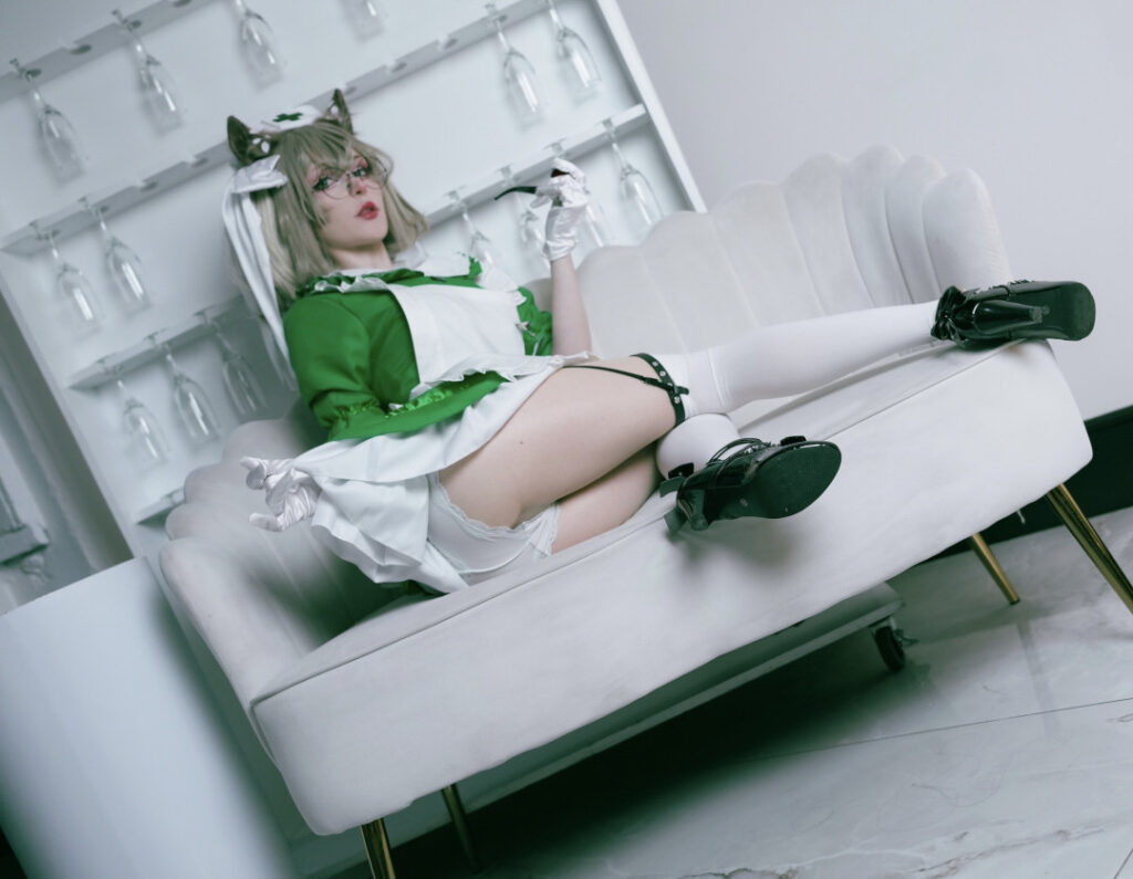 Instagram – Ko-fi – Cosplay – Petra Fyed/Petra.Fyed/Petra__Fyed – Nude