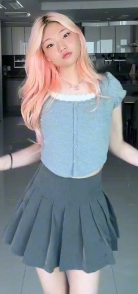 TikTok – Asian – Porojin – Nude