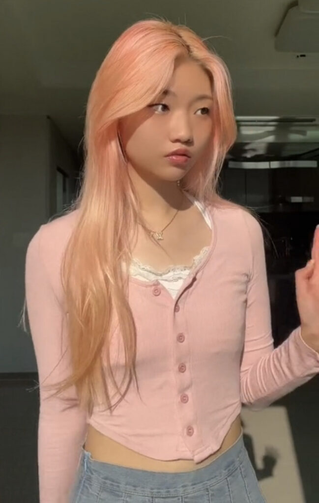 TikTok – Asian – Porojin – Nude