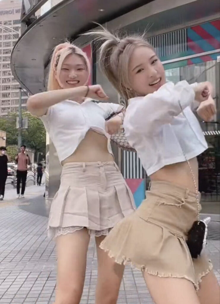 TikTok – Asian – Porojin – Nude