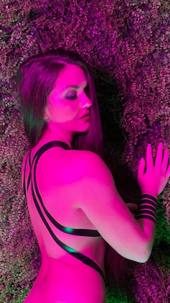 Twitch – T H I C C – Queen Pwnzalot – Nude Leaks