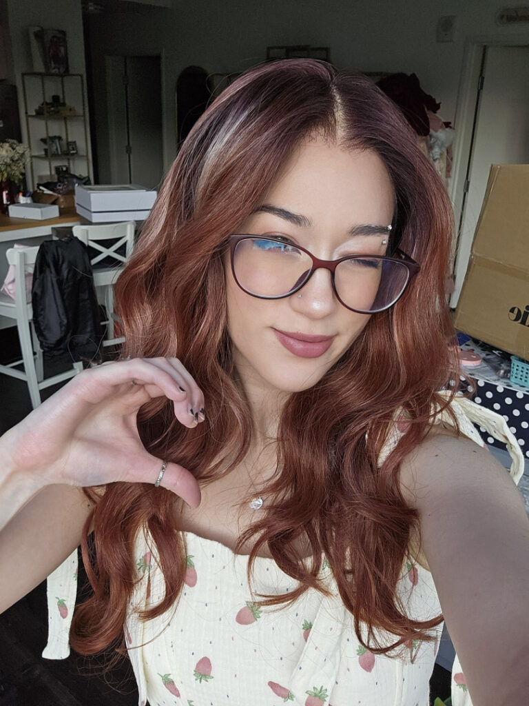 Instagram – Fansly – QueenTofu – Nude