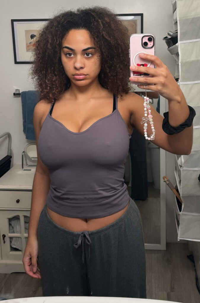 Raina Morris – Nude Leaks