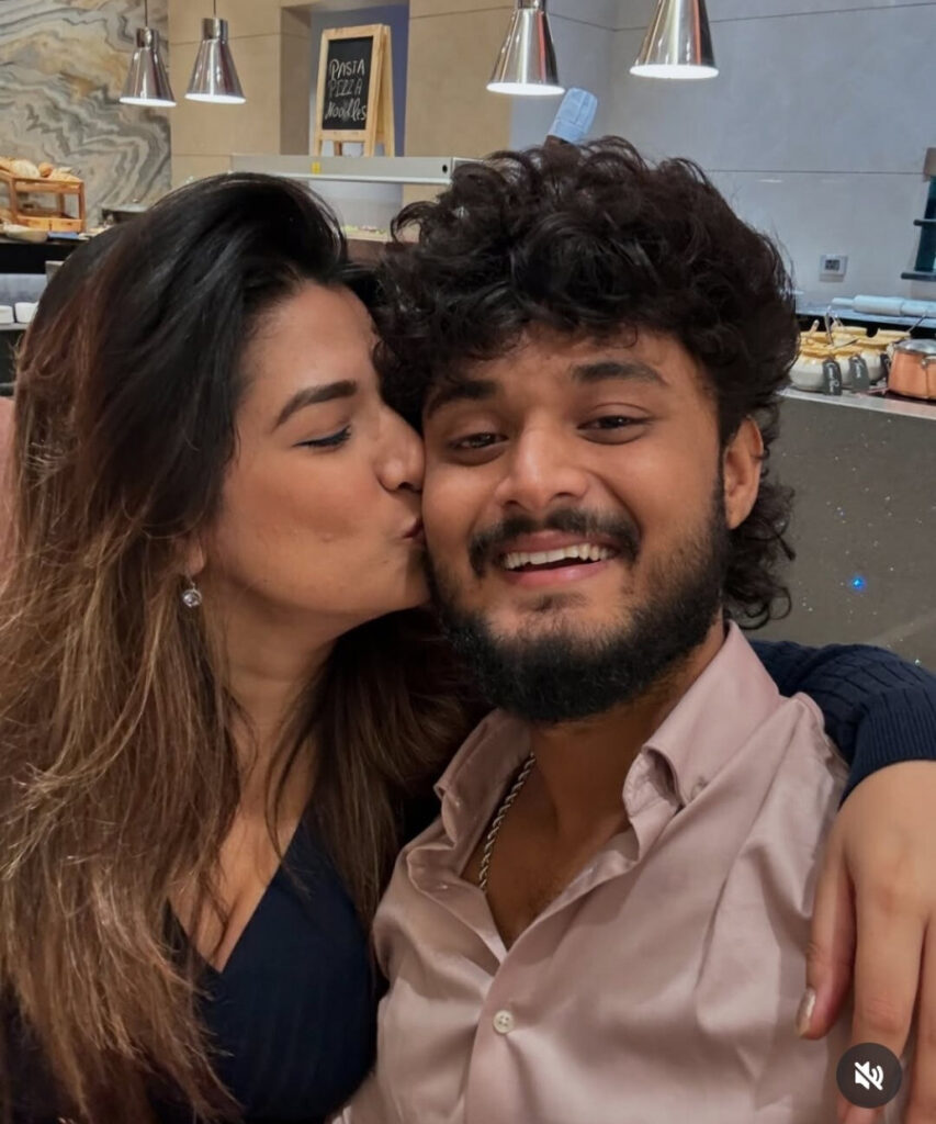 Instagram – Indian – Rasha Kirmani – Nude