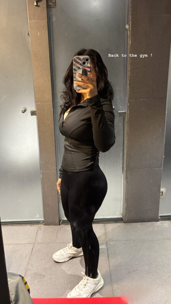 Instagram – Indian – Rashi Singh – Nude