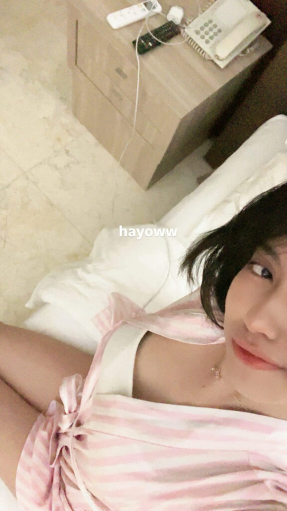 TikTok – Asian – risaatjan / notriissaaa – Nude Leaks